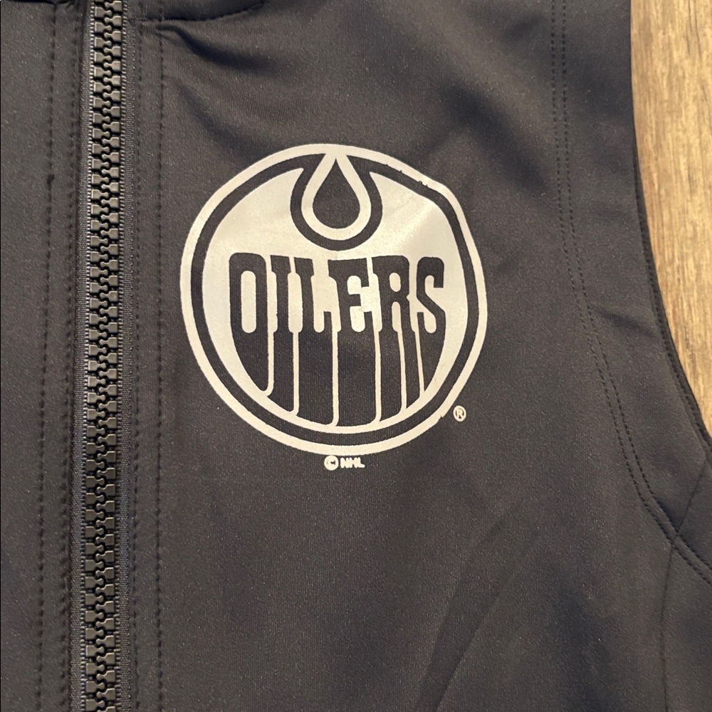 NWT [Touch by Alyssa Milano] Active Edmonton Oilers NHL Full-Zip Vest Womens L - Picture 6 of 12